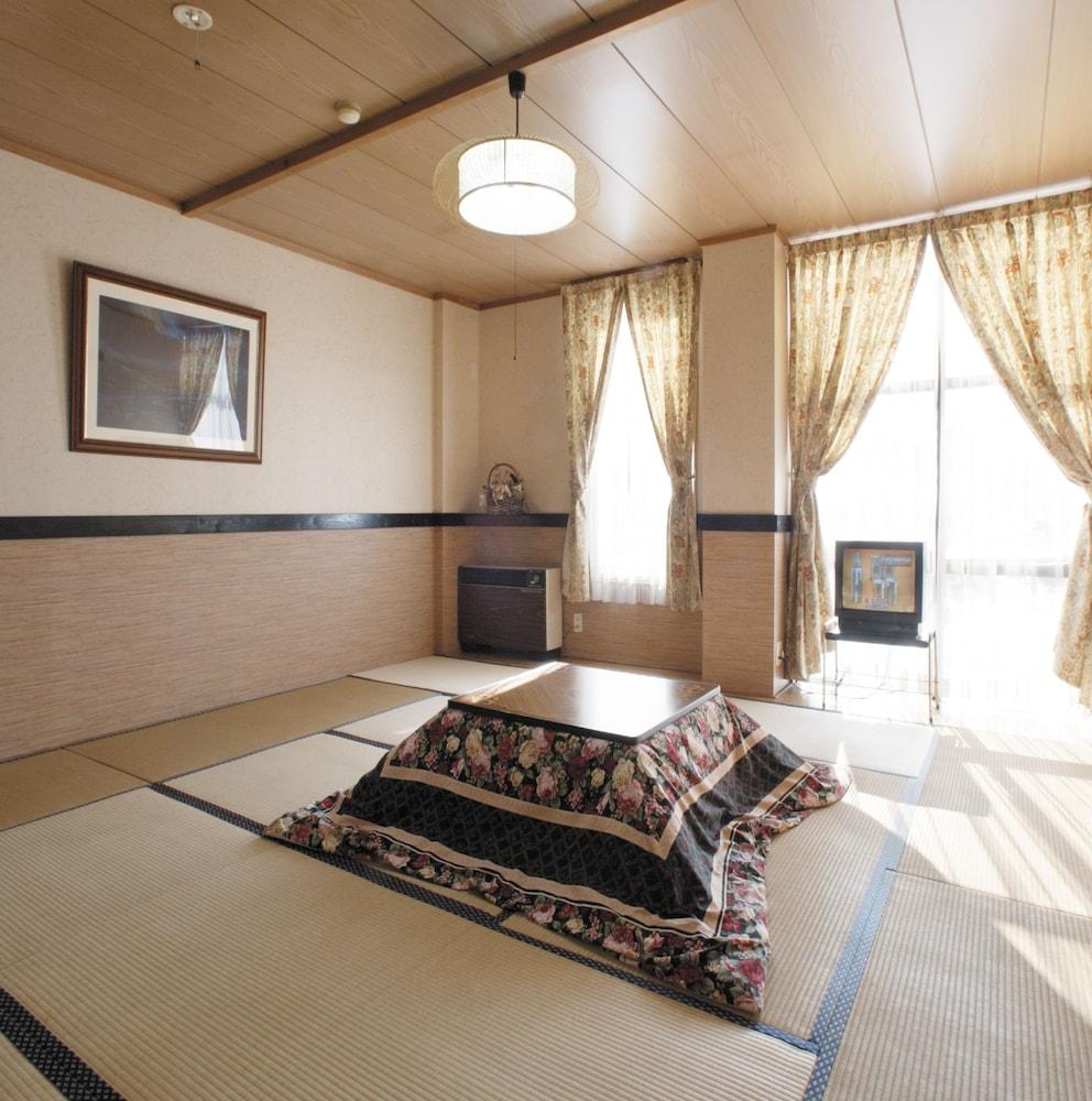 Mistral Hotel Minamiuonuma Kültér fotó