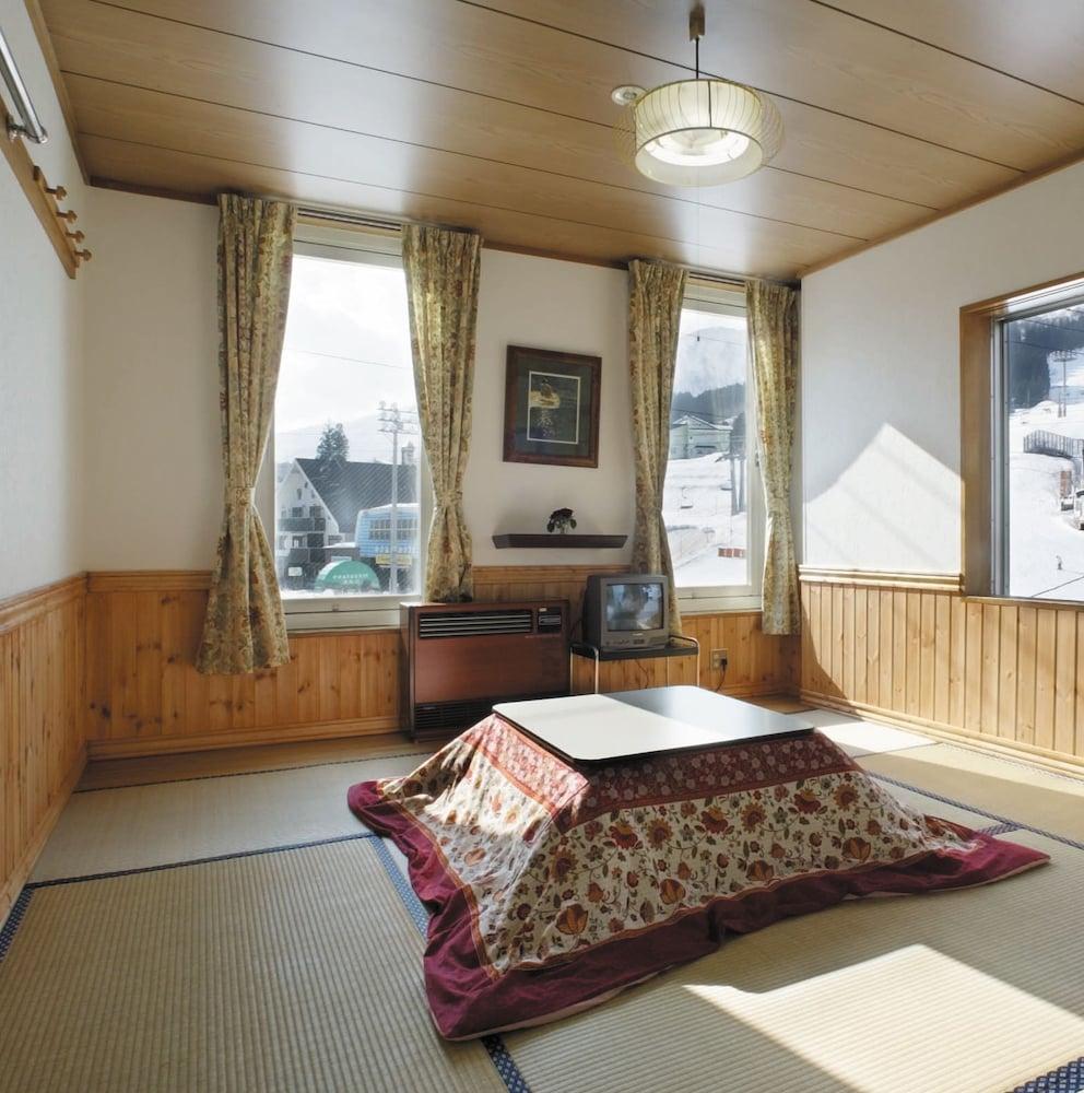 Mistral Hotel Minamiuonuma Kültér fotó